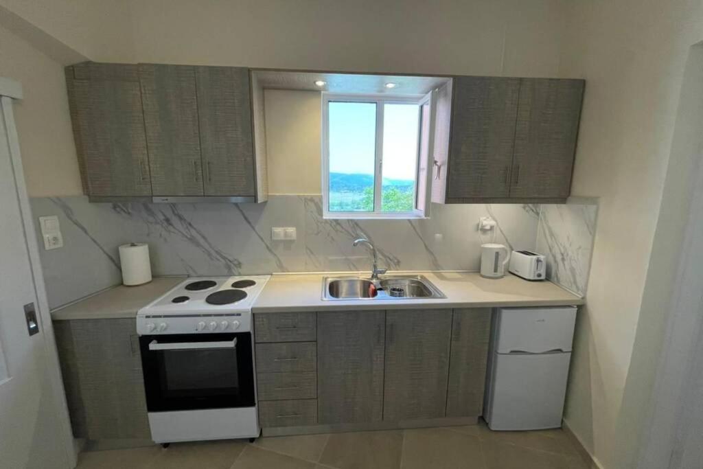 Vatos 2 Bedroom Apartment Экстерьер фото